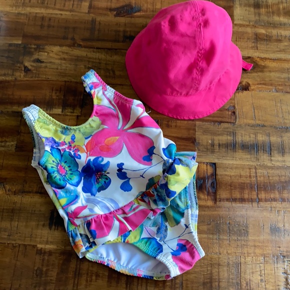 Swimsuit set baby girl 18-24months - Picture 1 of 6